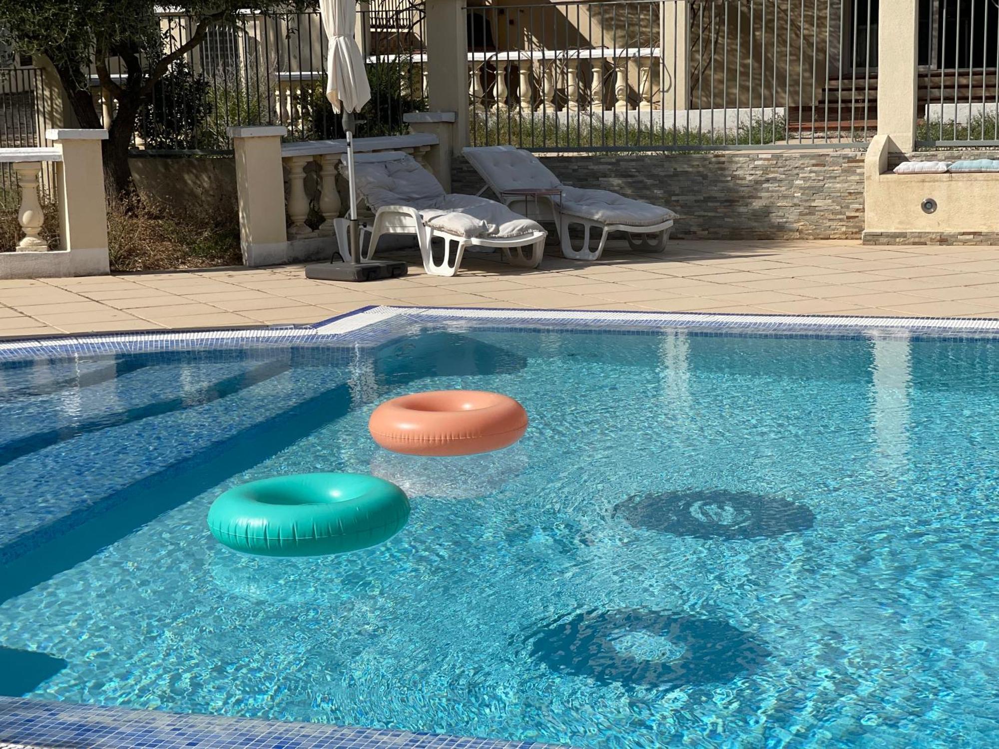 Les Terrasses De Valerian Villa Brignoles Exterior photo