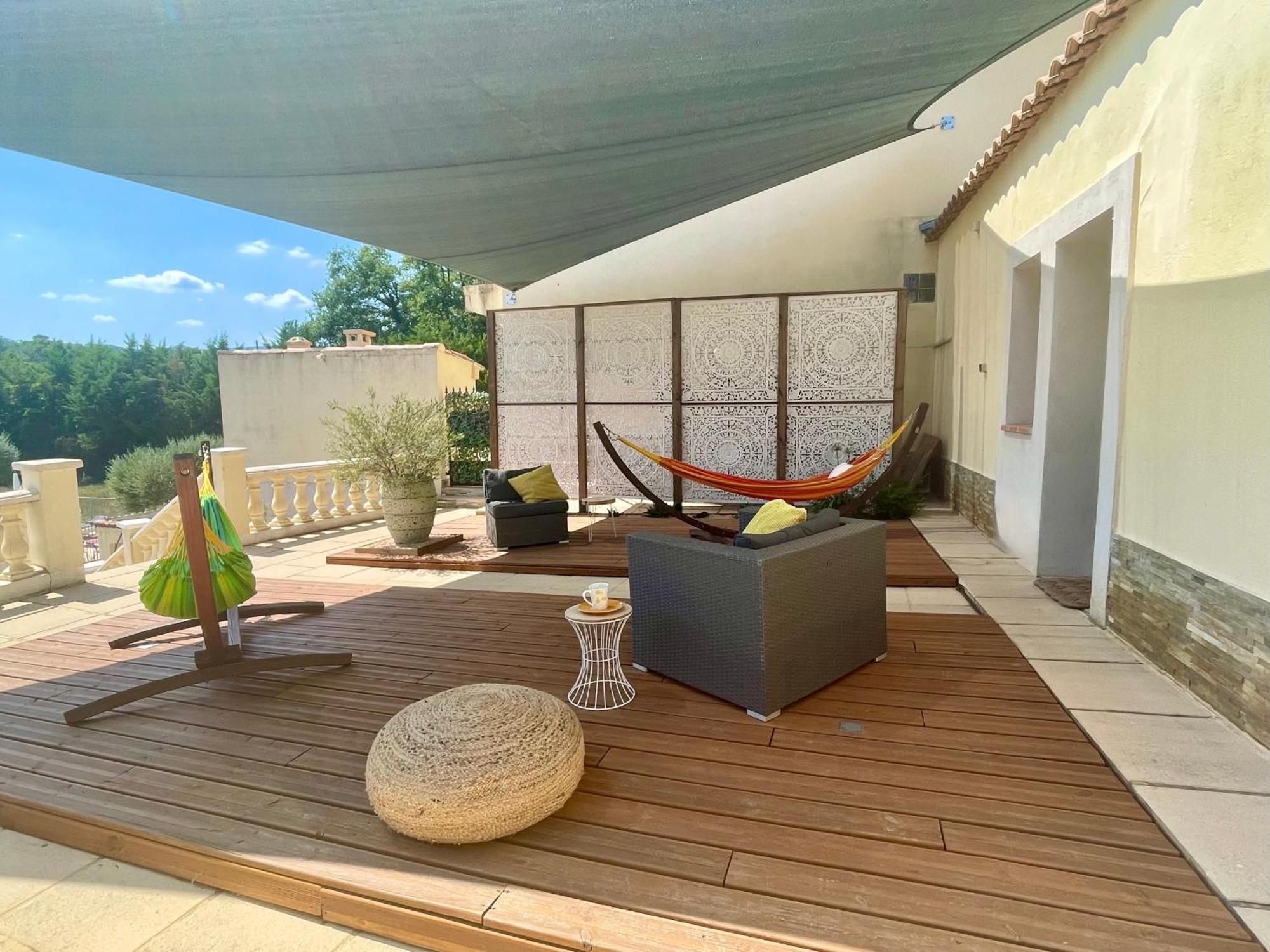 Les Terrasses De Valerian Villa Brignoles Exterior photo